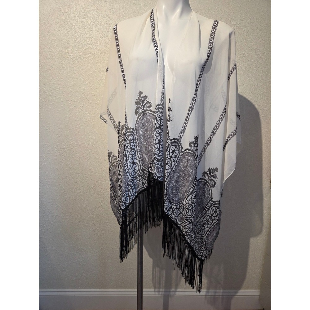 Cruise Club Black and White‎ Fringe Kimono Wrap Cover Up FT10020 One Size NWT